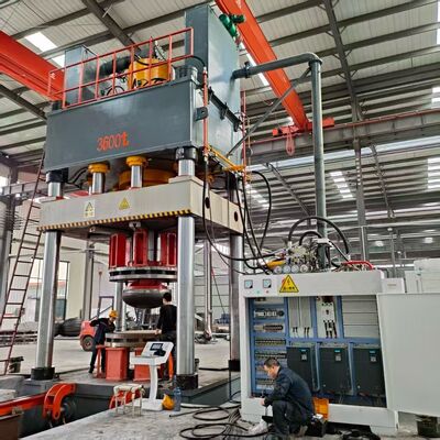 36000KN Nam lực Máy ép thủy lực với 5000x5000 kích thước bàn cho bể bể bể