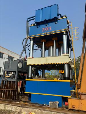 36000KN Nam lực Máy ép thủy lực với 5000x5000 kích thước bàn cho bể bể bể